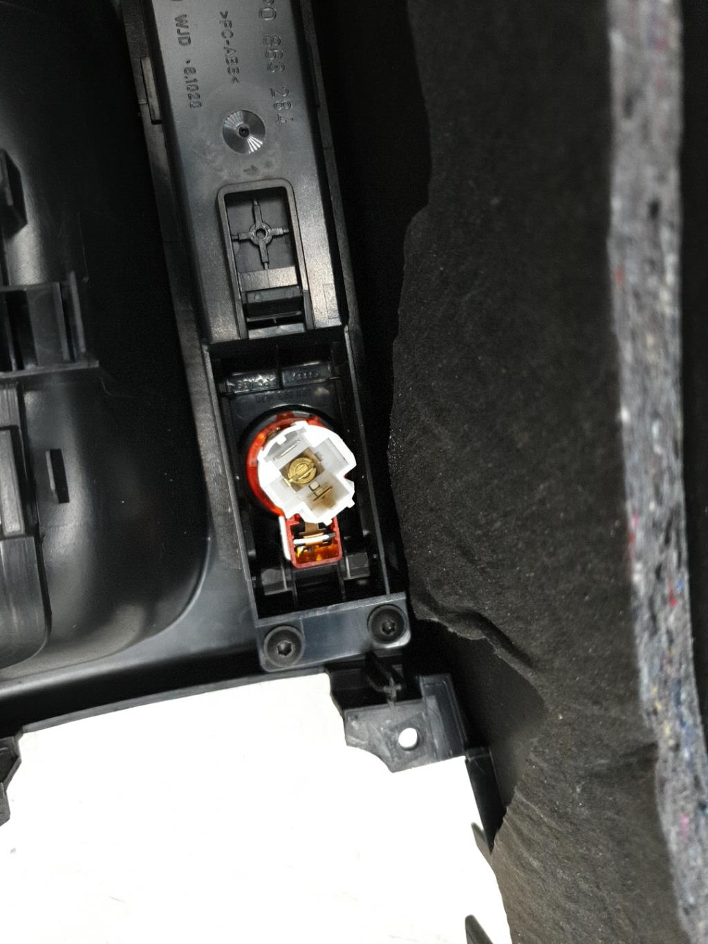 Console central (interieur plastique) AUDI A3 2 PHASE 2  - 1