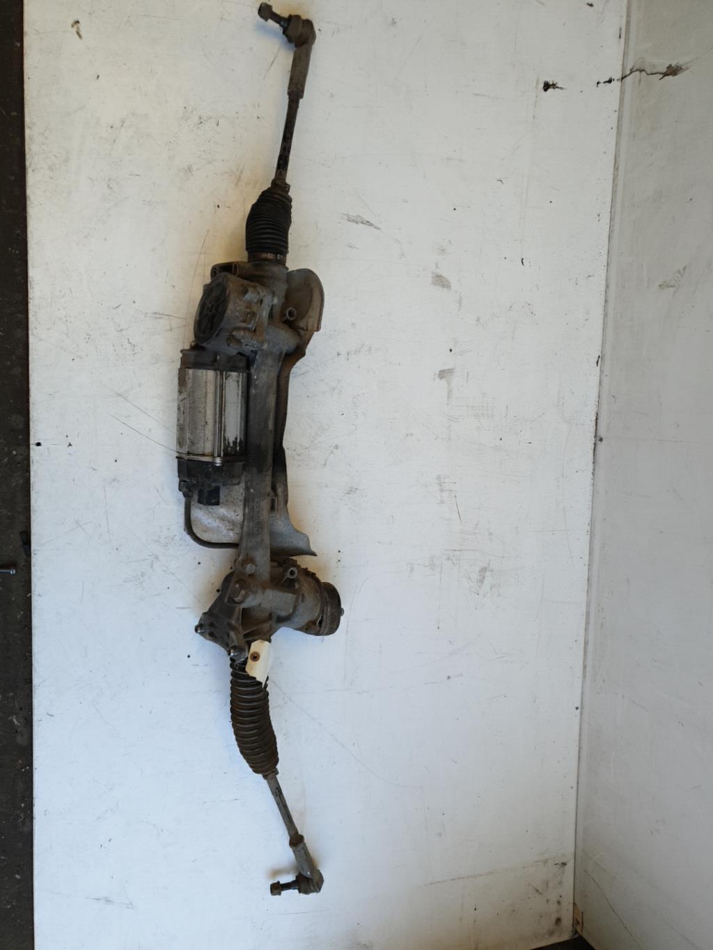 Cremaillere assistee VOLKSWAGEN GOLF 6  - 1