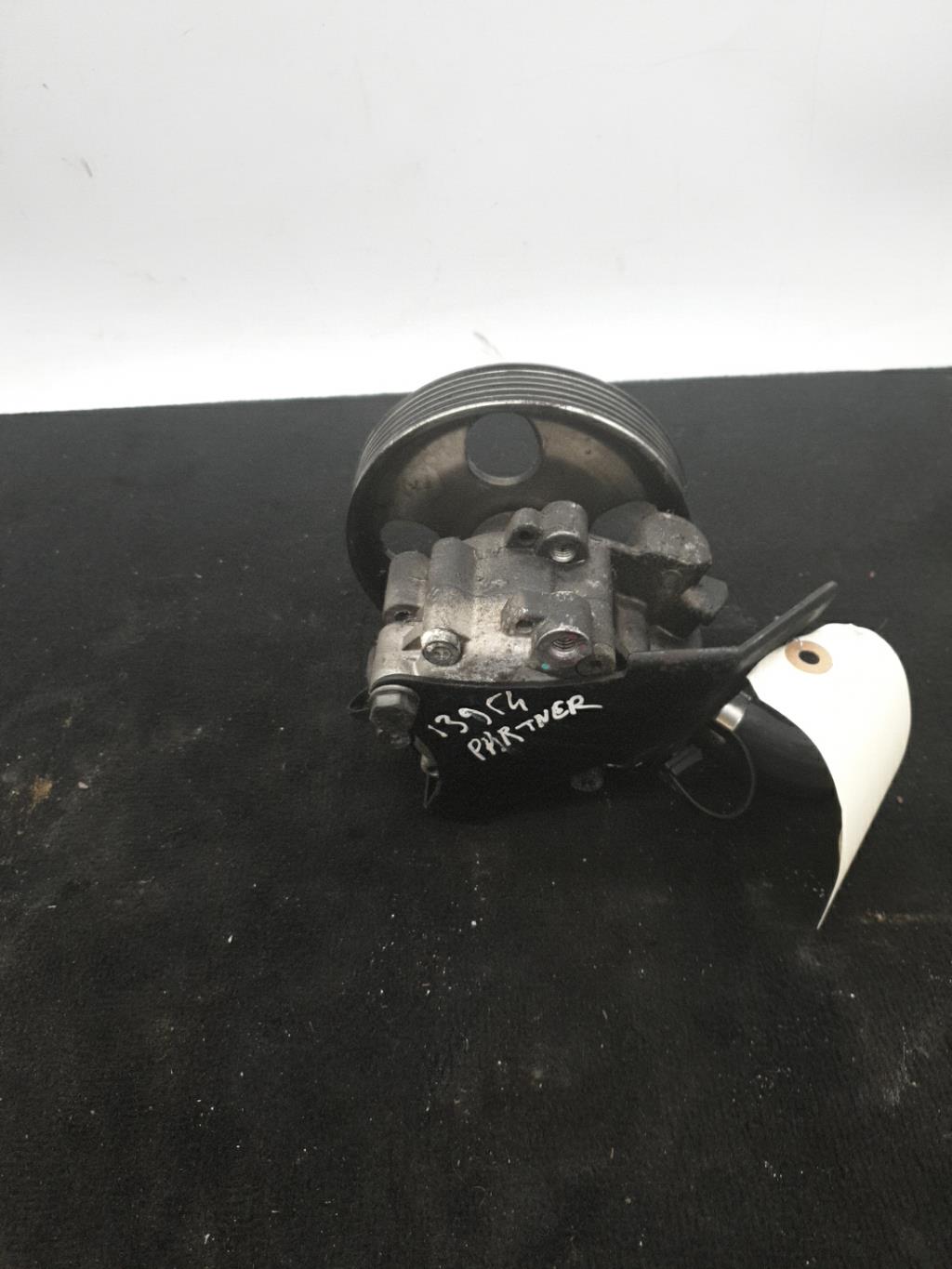Pompe de direction PEUGEOT PARTNER 2 PHASE 1 Diesel - 1
