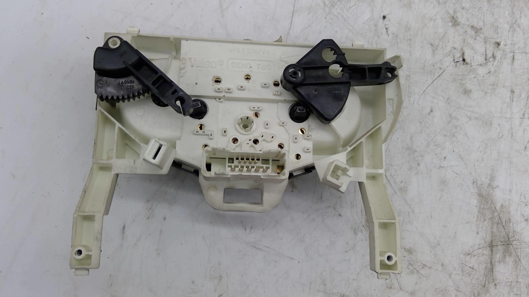 Commande chauffage RENAULT TRAFIC 2 PHASE 1 Diesel - 1