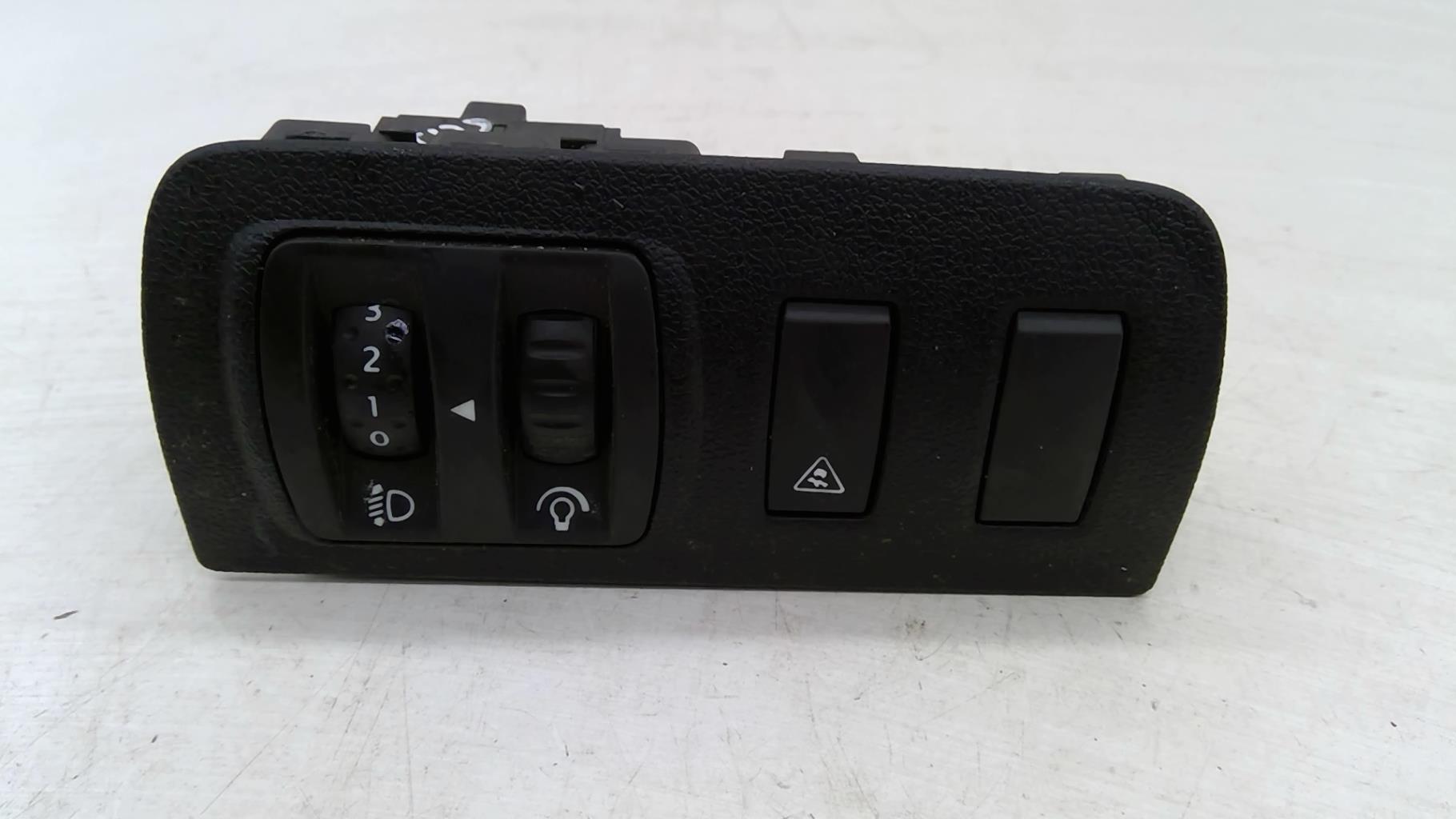 Commande de reglage hauteur de phare RENAULT MEGANE 3 PHASE 1 COUPE Diesel - 1