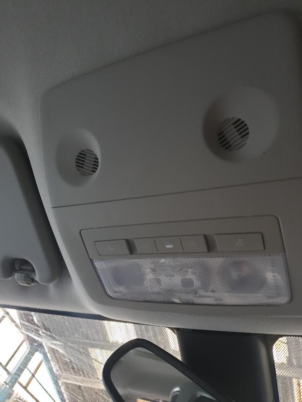 Eclairage de plafonnier OPEL MERIVA B PHASE 1 Diesel - 1