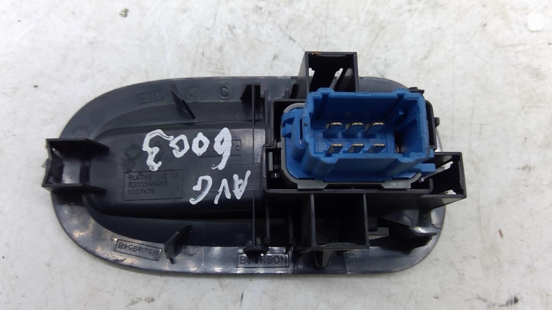 Interrupteur de leve vitre avant droit RENAULT MASTER 3 PHASE 2 Diesel - 1
