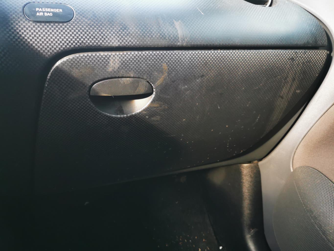 Boite a gants SEAT ALTEA XL PHASE 1 Diesel - 1