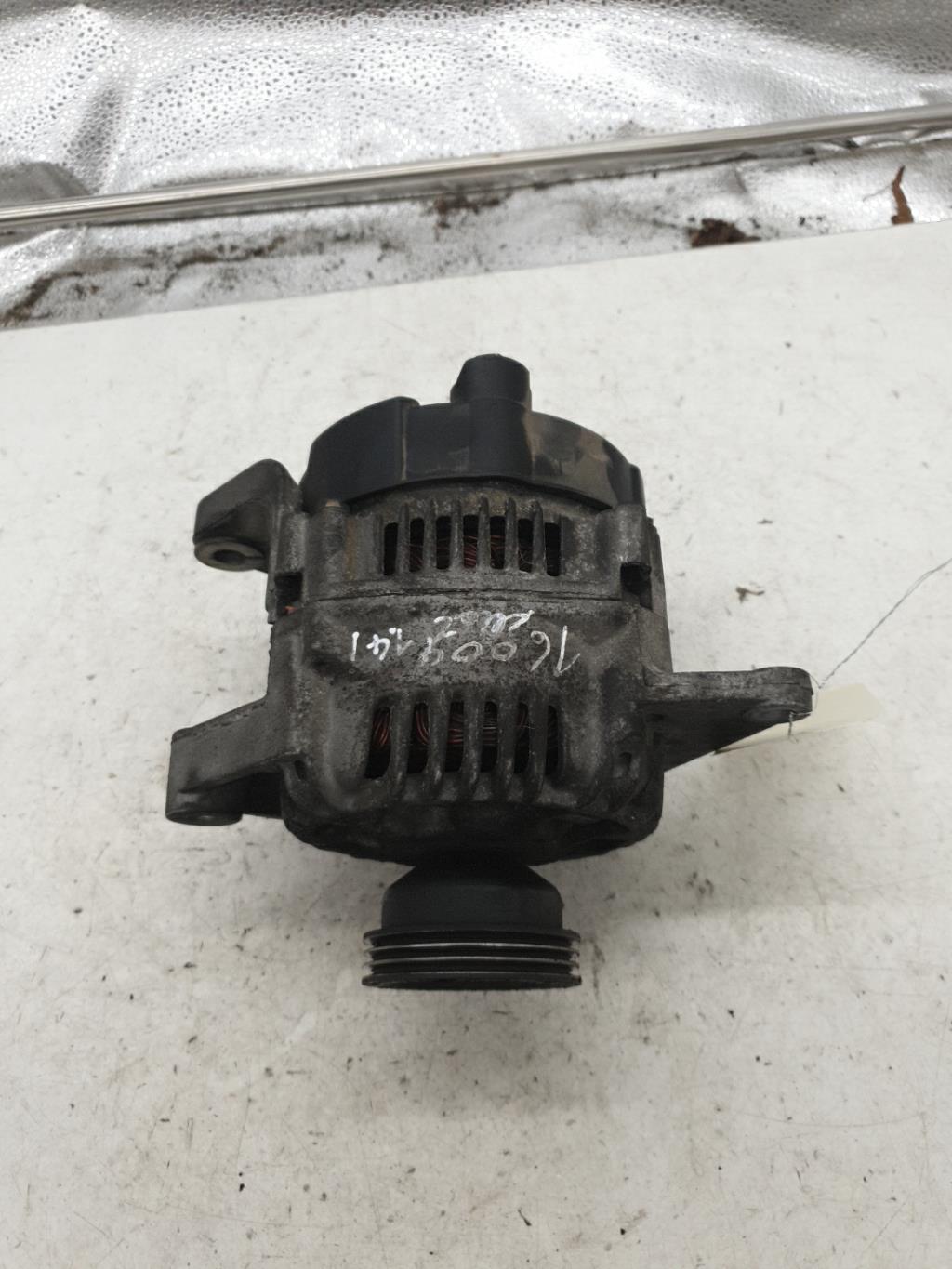 Alternateur RENAULT CLIO 2 PHASE 1 Essence - 1