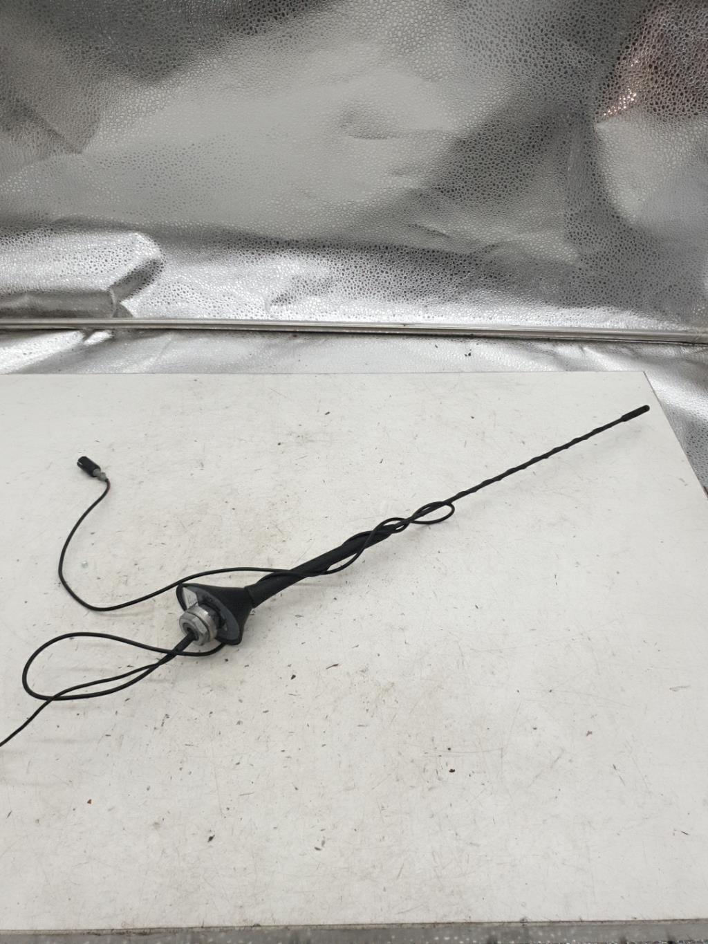 Antenne AUDI A4 3 AVANT PHASE 2 BREAK Diesel - 1
