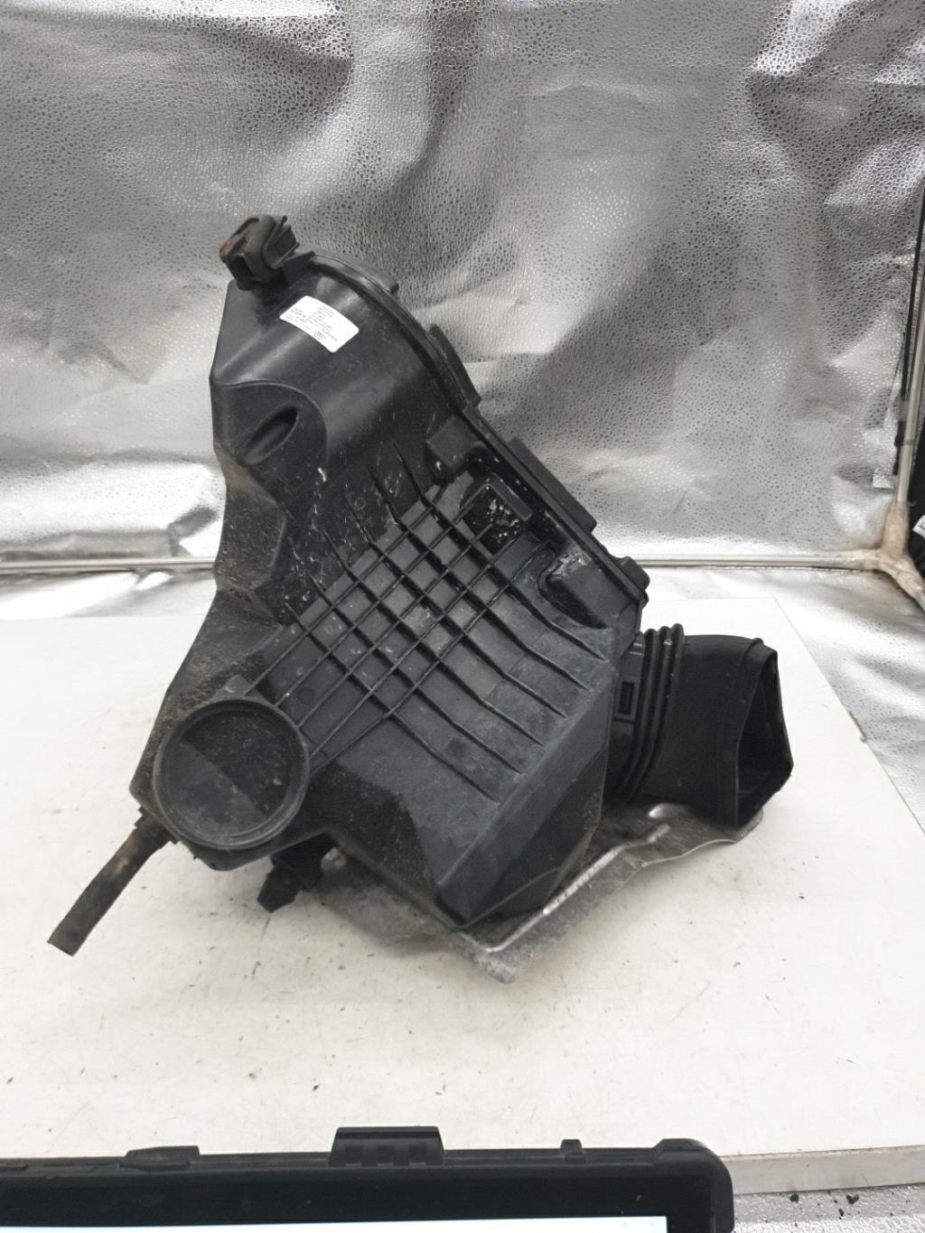Boite a air AUDI A4 3 AVANT PHASE 2 BREAK Diesel - 1