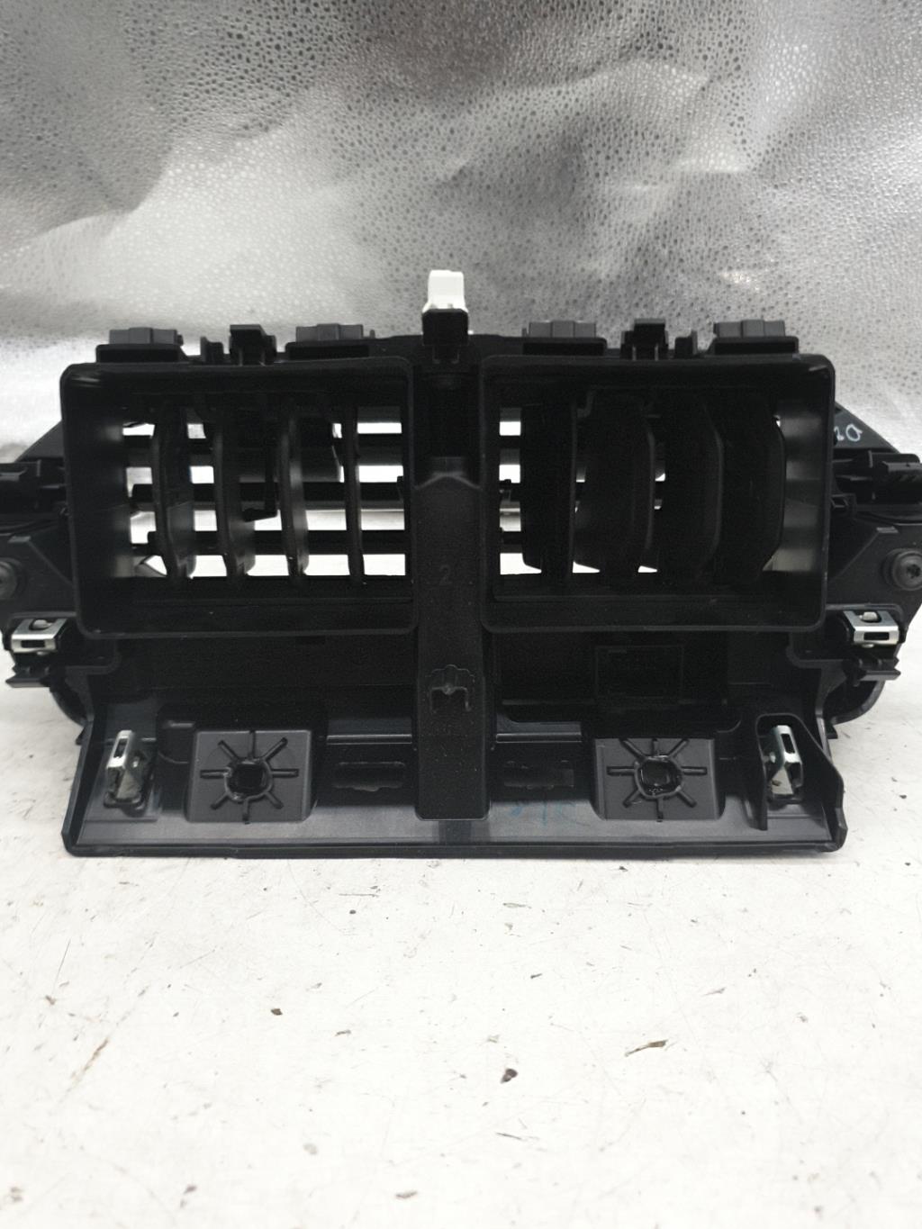 Commande chauffage PEUGEOT 2008 2 Diesel - 1