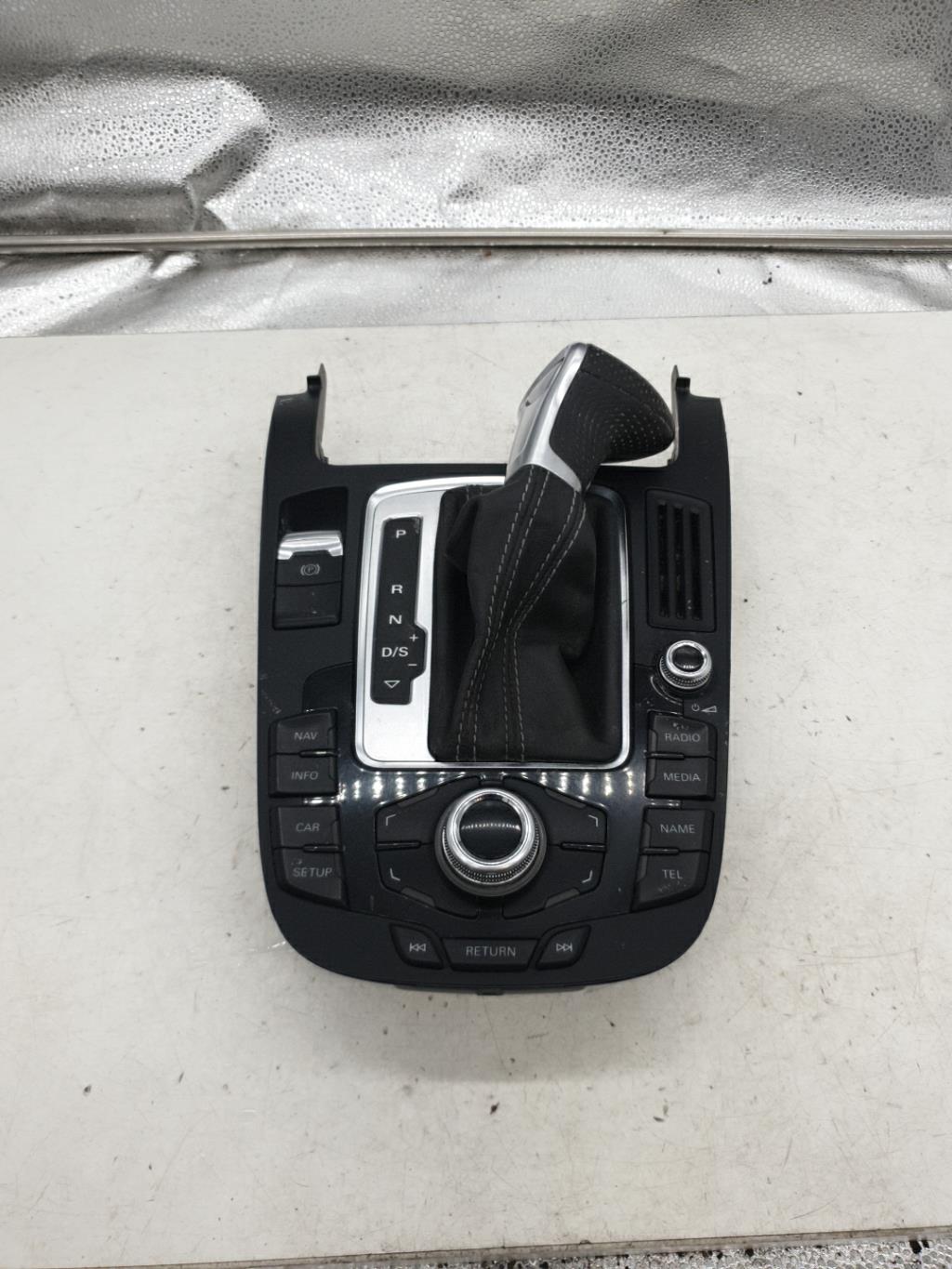 Pommeau de vitesses AUDI A4 3 AVANT PHASE 2 BREAK Diesel - 1