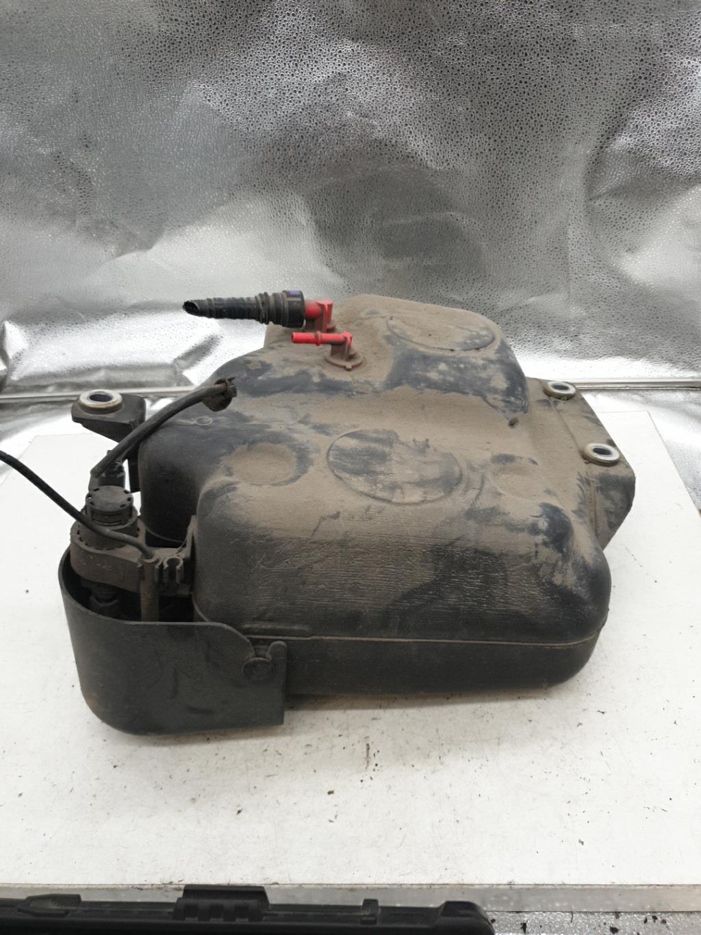 Reservoir AdBlue AUDI A4 3 AVANT PHASE 2 BREAK Diesel - 1