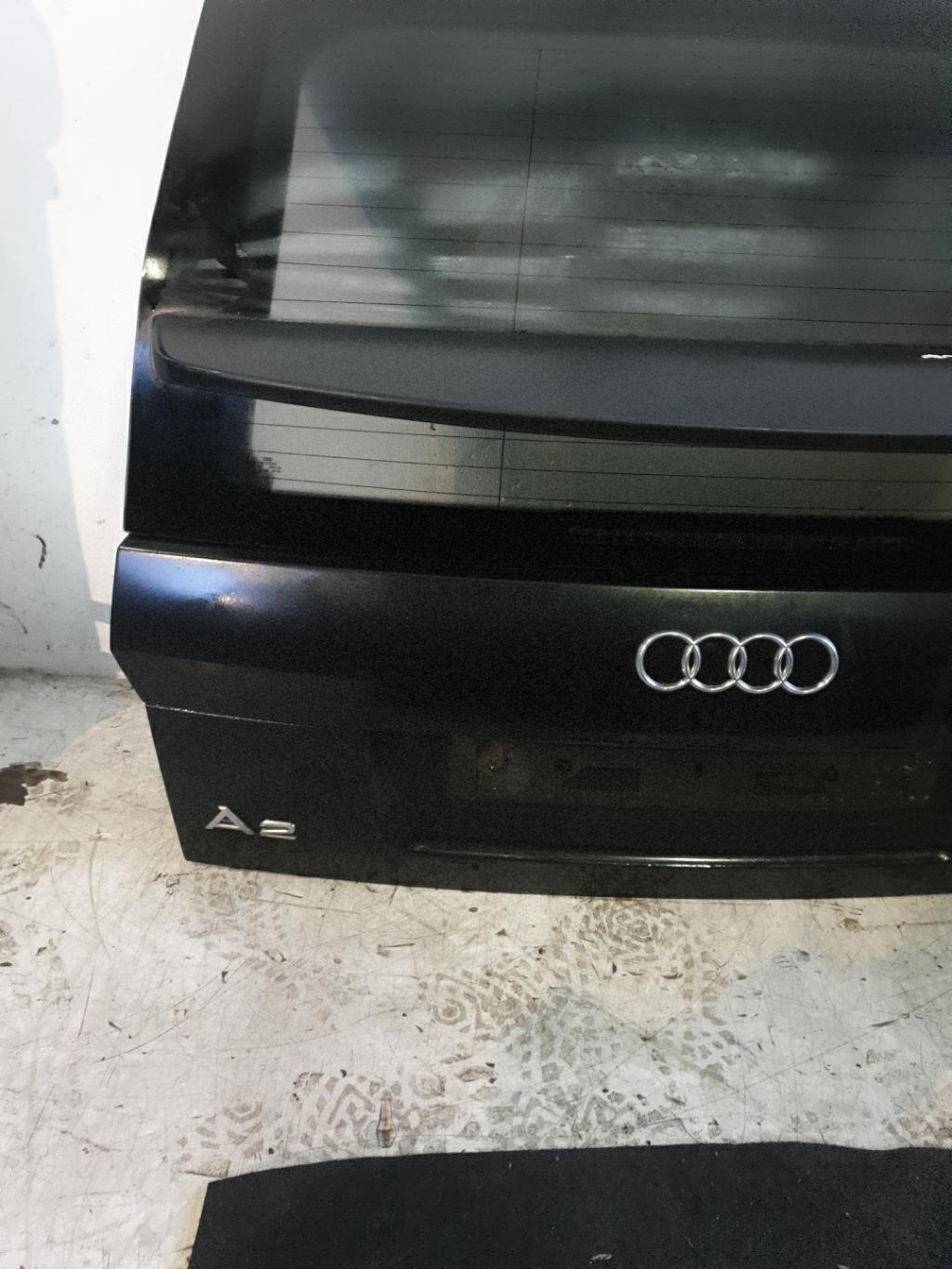 Malle/Hayon arriere AUDI A2  - 1