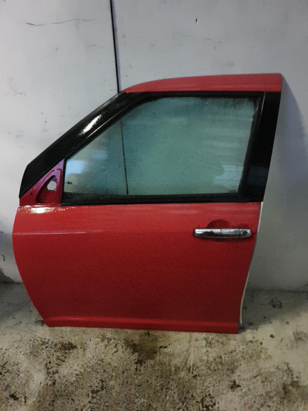 Porte avant gauche SUZUKI SWIFT 3 Diesel - 1
