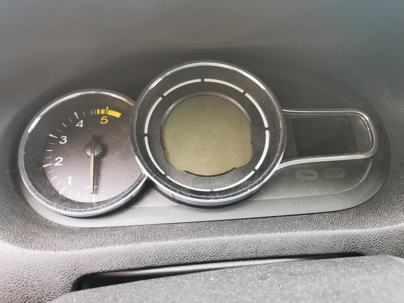 Compteur RENAULT MEGANE 3 PHASE 1 COUPE Diesel - 1