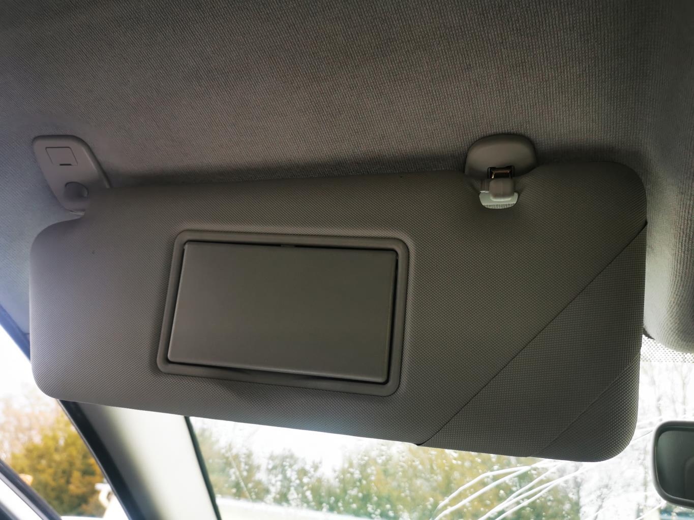Pare soleil gauche RENAULT CLIO 4 PHASE 1 Diesel - 1