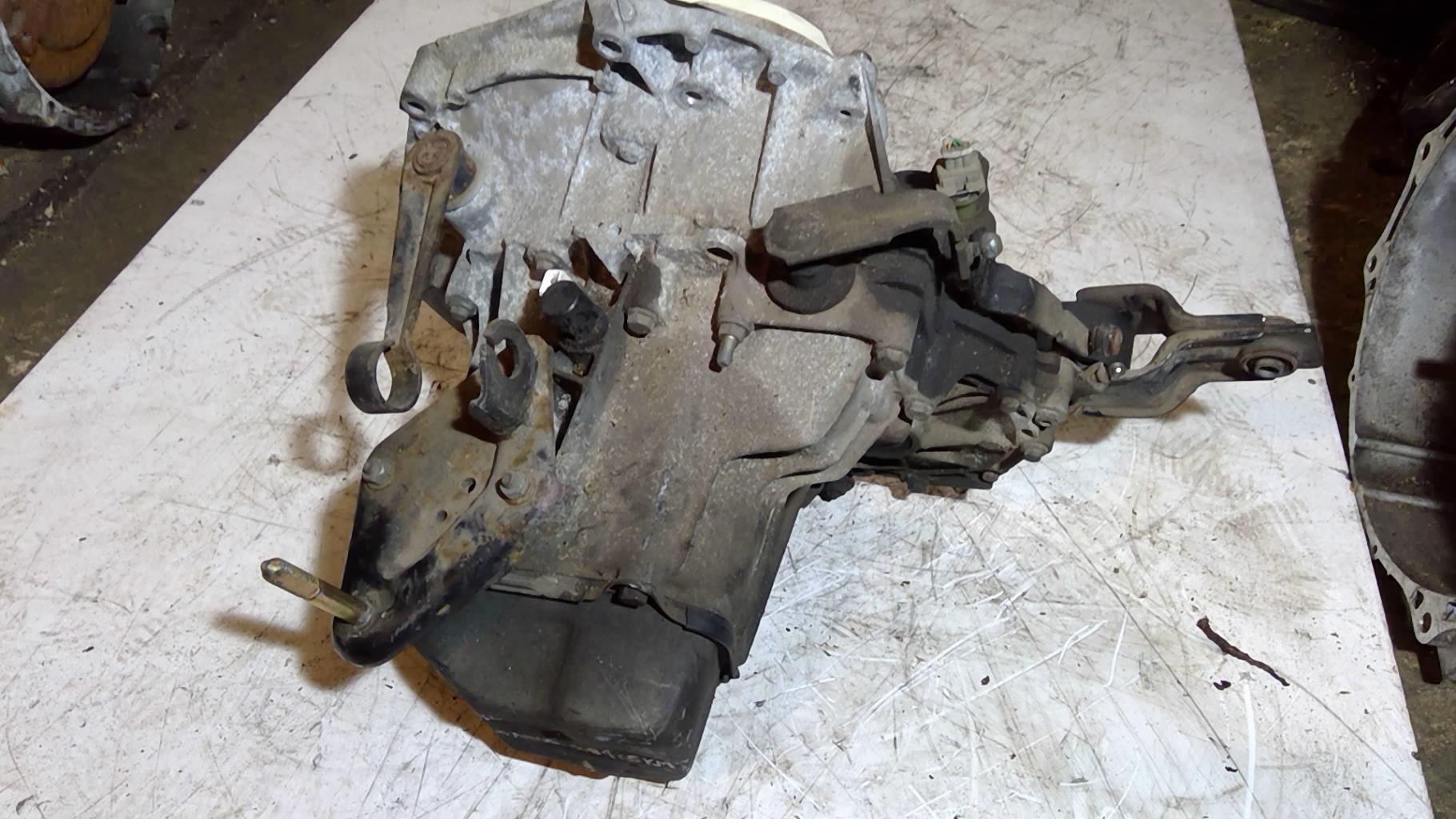 Boite de vitesses PEUGEOT 106 PHASE 2  - 1