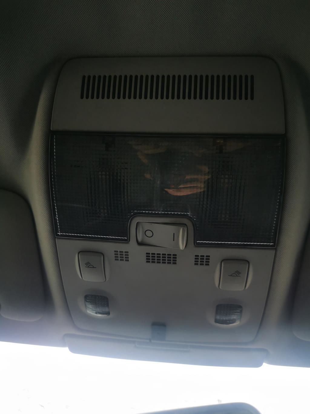 Eclairage de plafonnier AUDI A4 2 PHASE 2 Diesel - 1