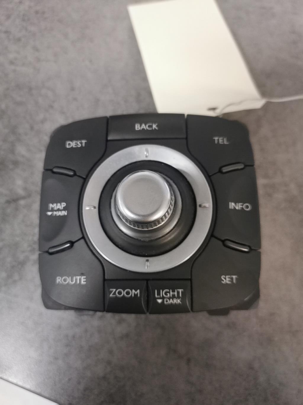 Commande GPS RENAULT LAGUNA 3 PHASE 1 BREAK Diesel - 1
