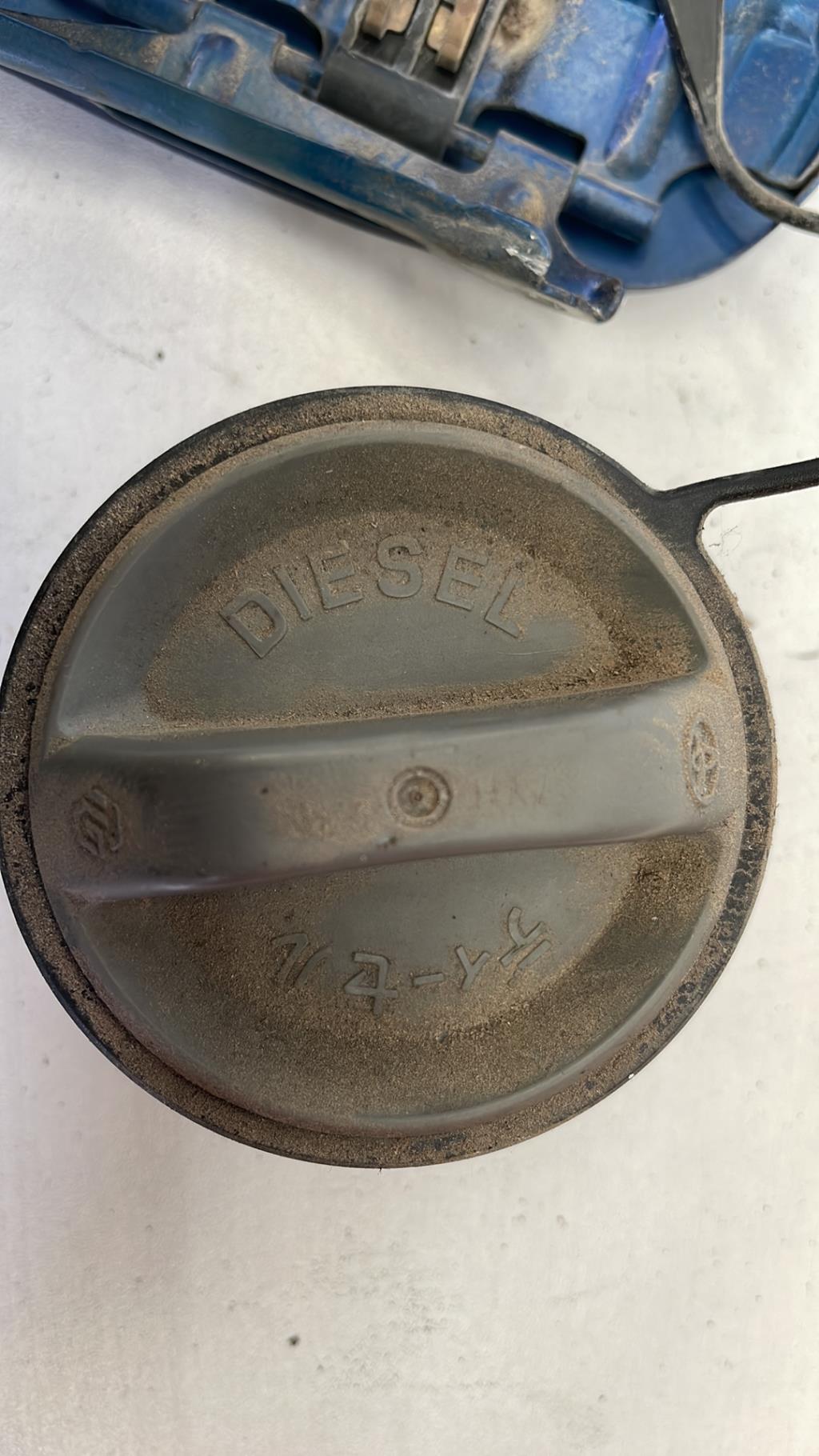 Trappe d'essence TOYOTA RAV4 2 PHASE 1 Diesel - 1