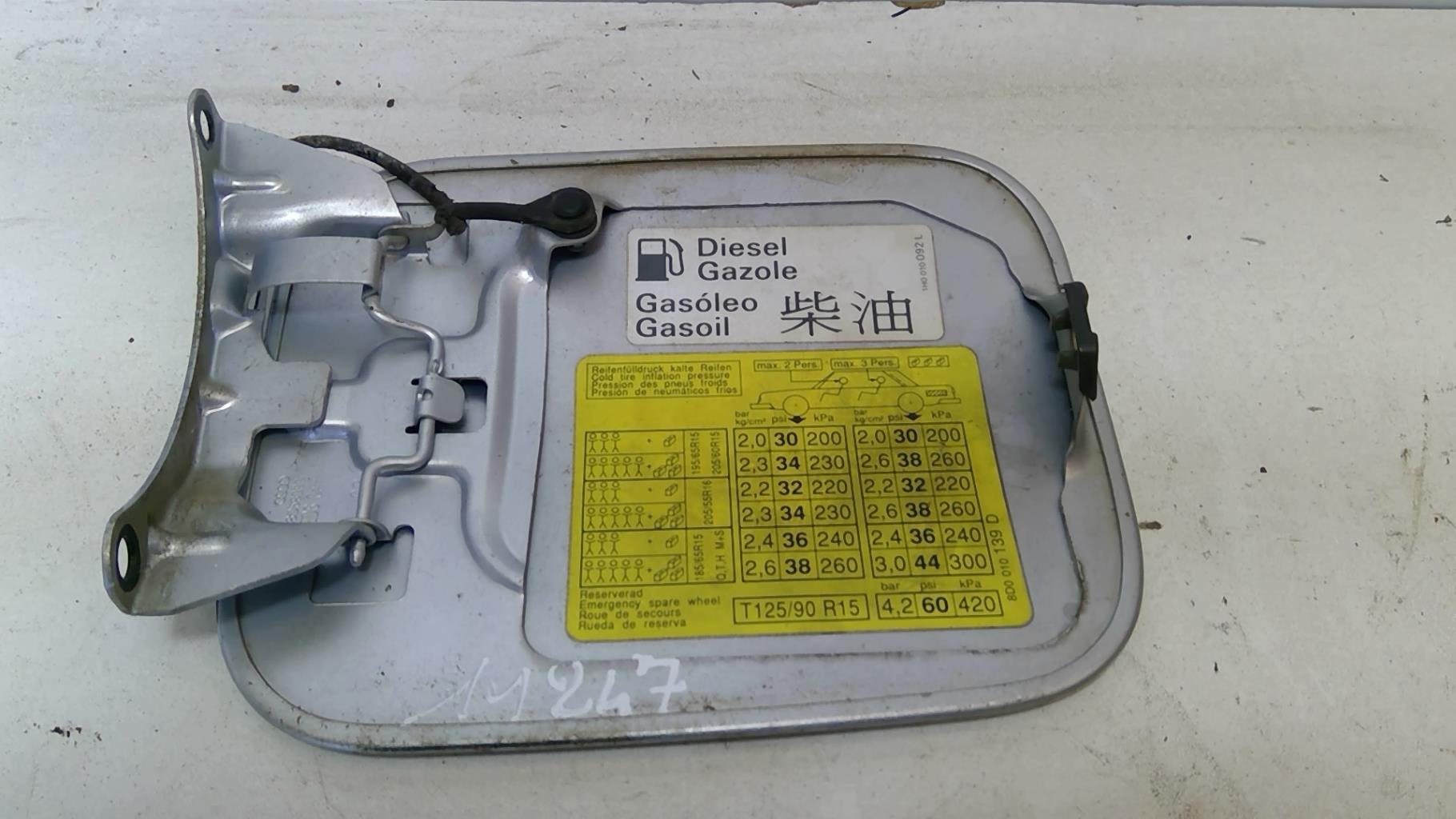 Trappe d'essence AUDI A4 1 AVANT PHASE 2 BREAK Diesel - 1