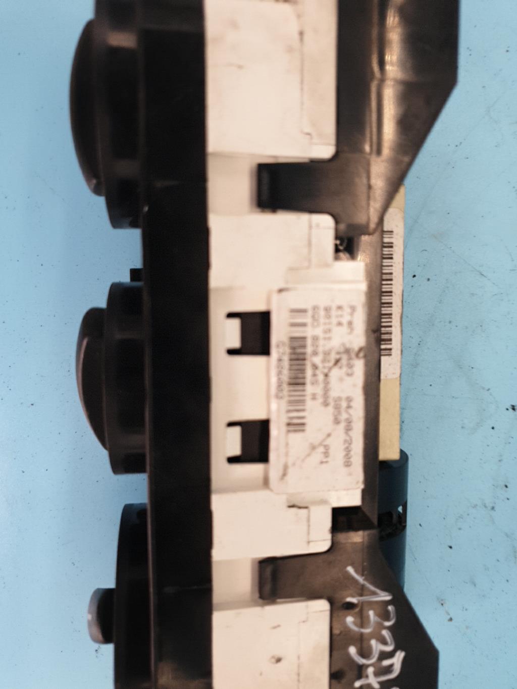 Commande chauffage VOLKSWAGEN POLO 4 PHASE 2 Diesel - 1