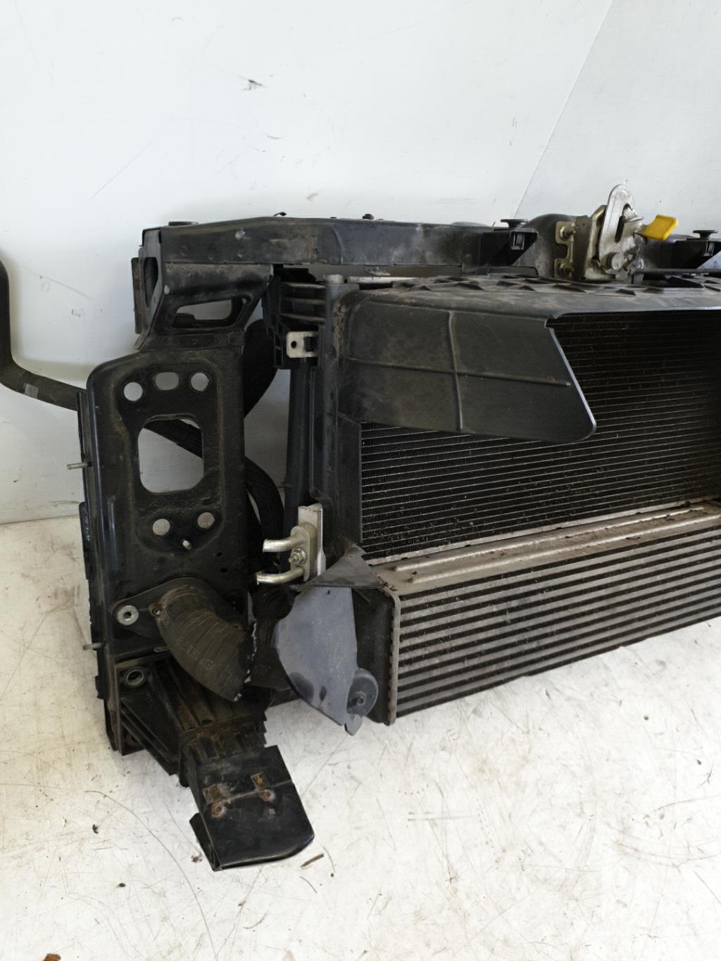 Face avant ALFA ROMEO GIULIETTA 2 PHASE 1 Diesel - 1