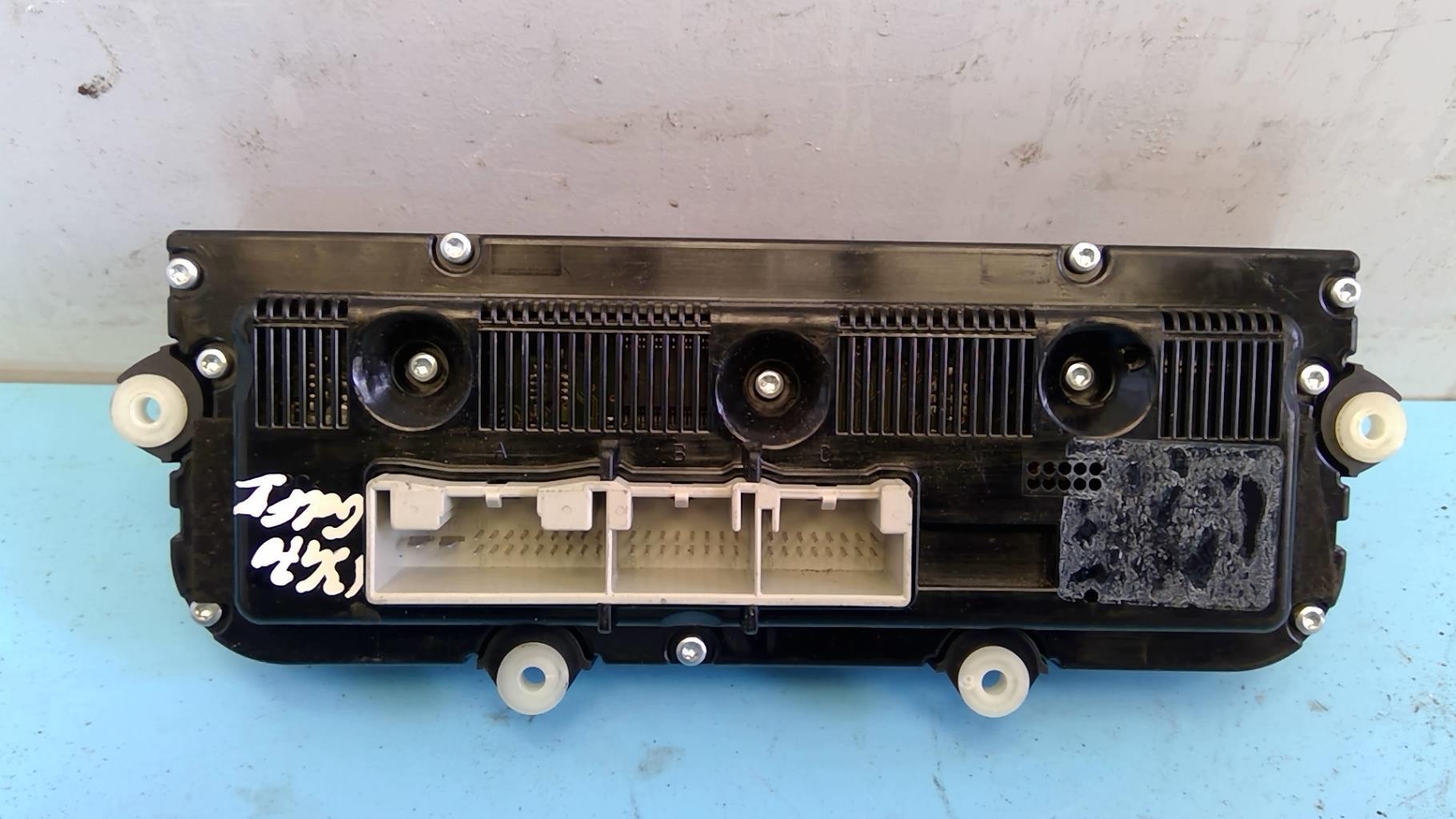 Commande chauffage VOLKSWAGEN GOLF 5  - 1
