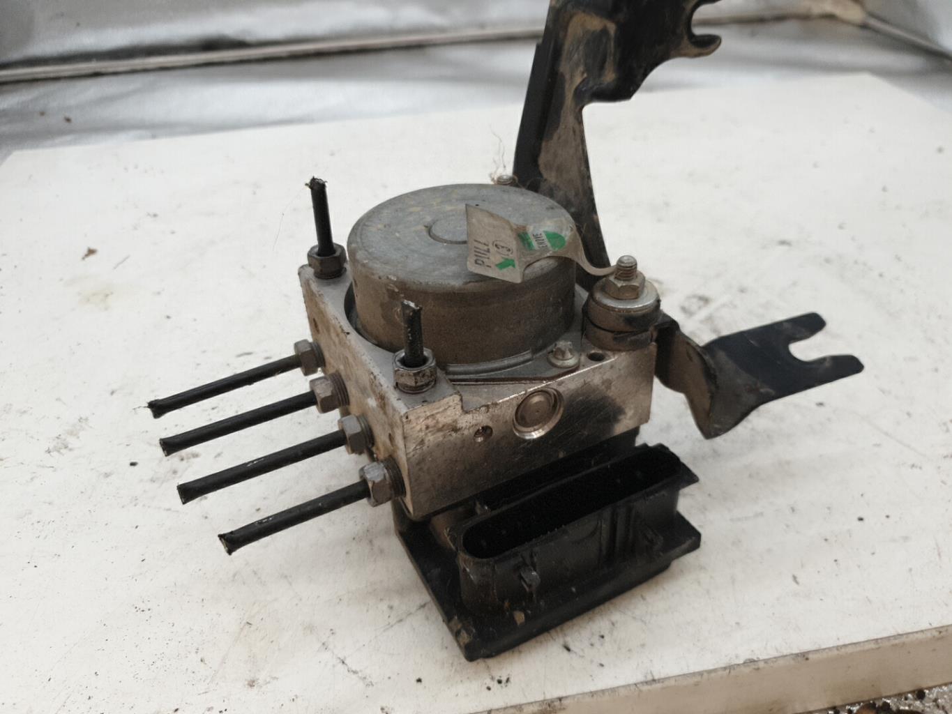 Bloc ABS (freins anti-blocage) RENAULT CLIO 3 PHASE 1 Diesel - 1
