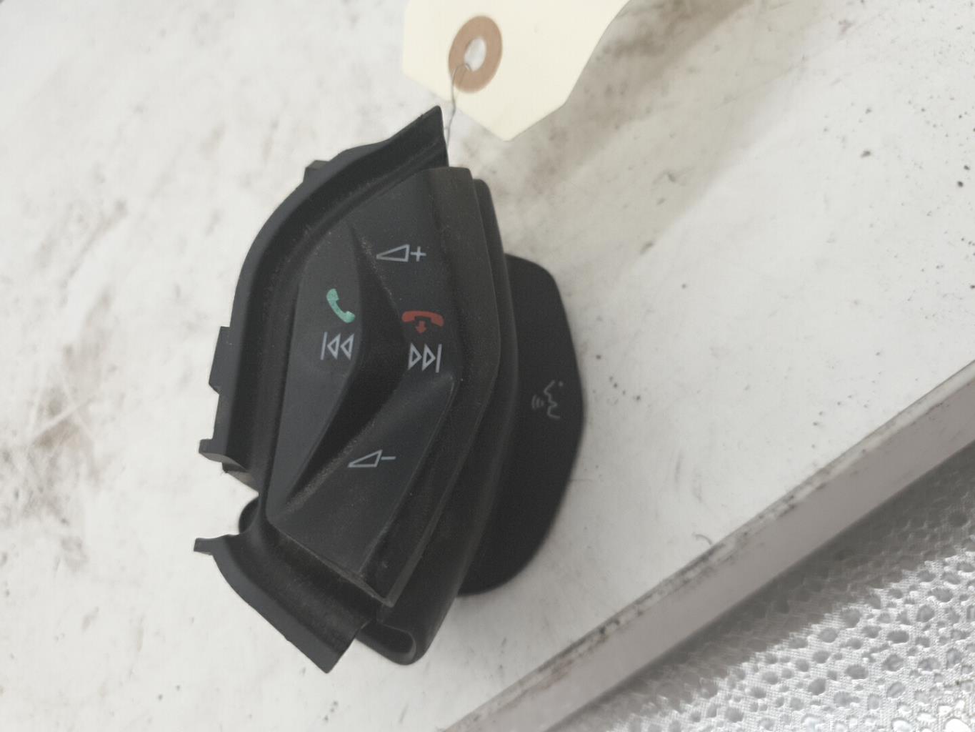 Bouton/Interrupteur FORD FOCUS 3 PHASE 1 BREAK Diesel - 1