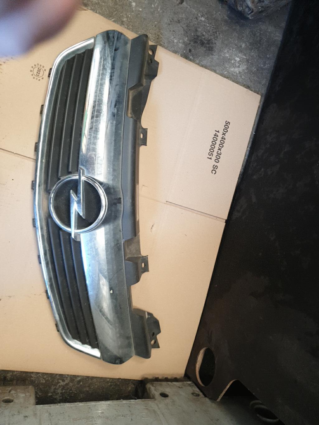 Calandre OPEL ZAFIRA B PHASE 1  - 1