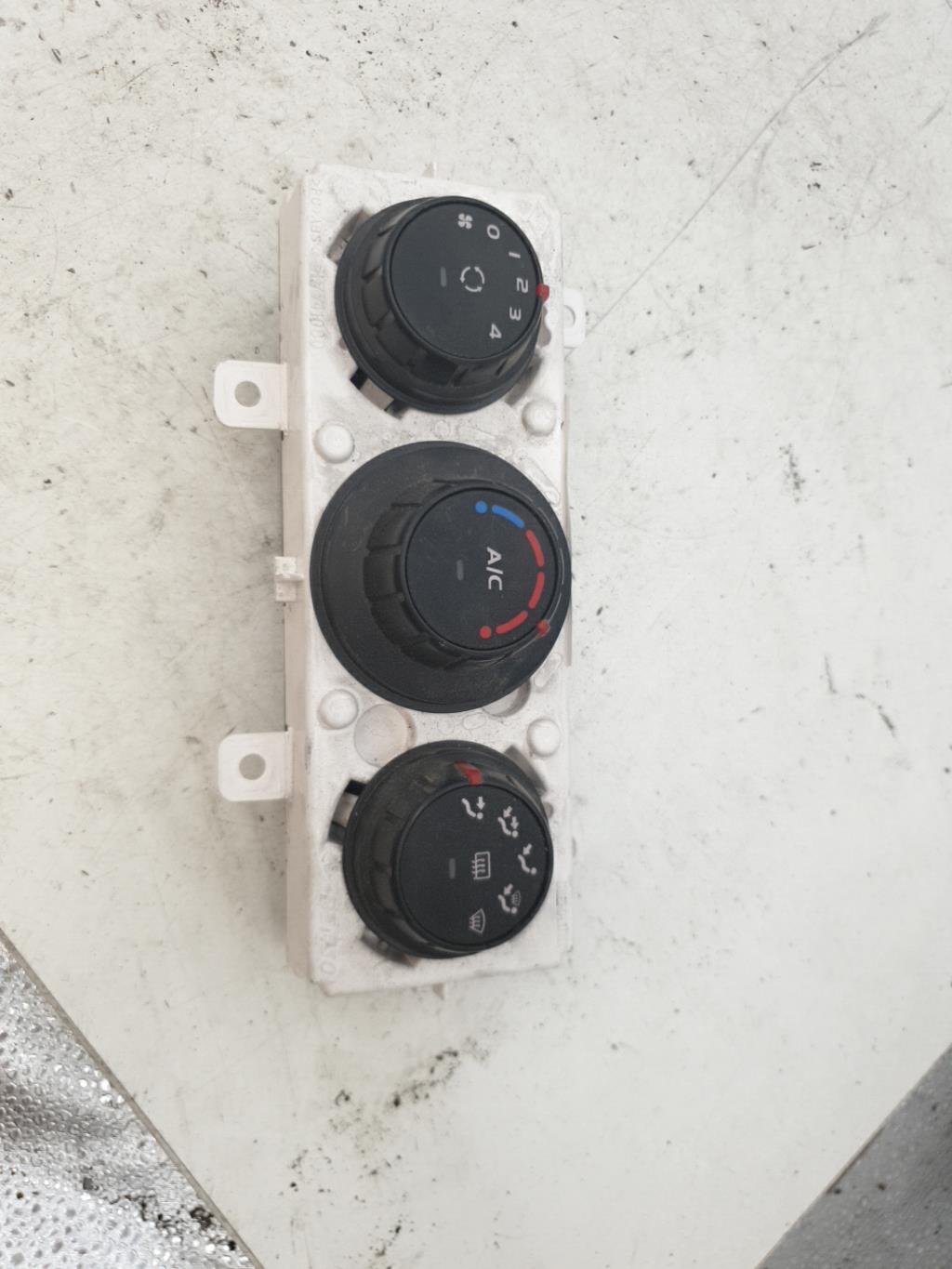 Commande chauffage RENAULT MASTER 3  - 1