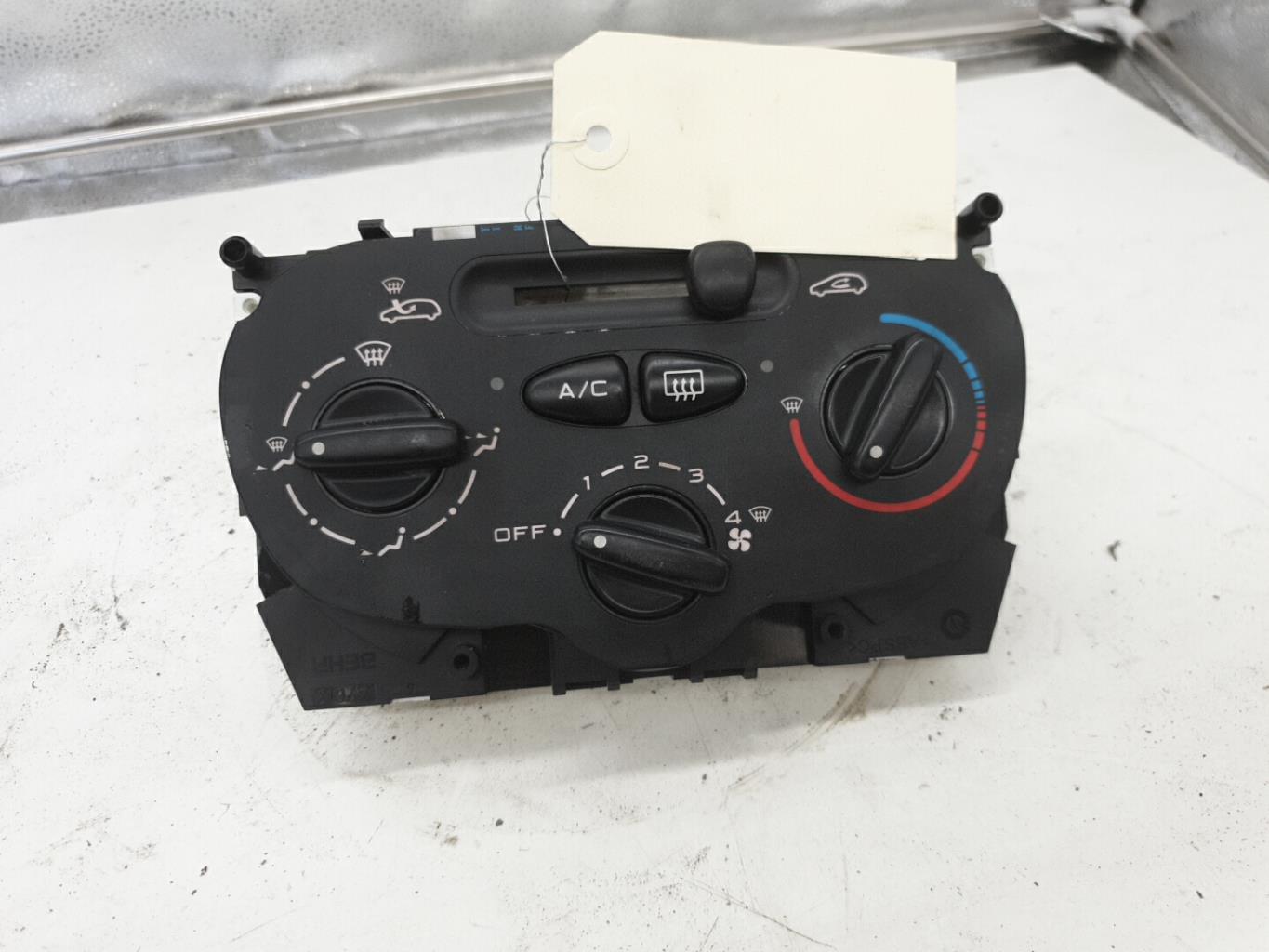 Commande chauffage PEUGEOT 206+ Essence - 1