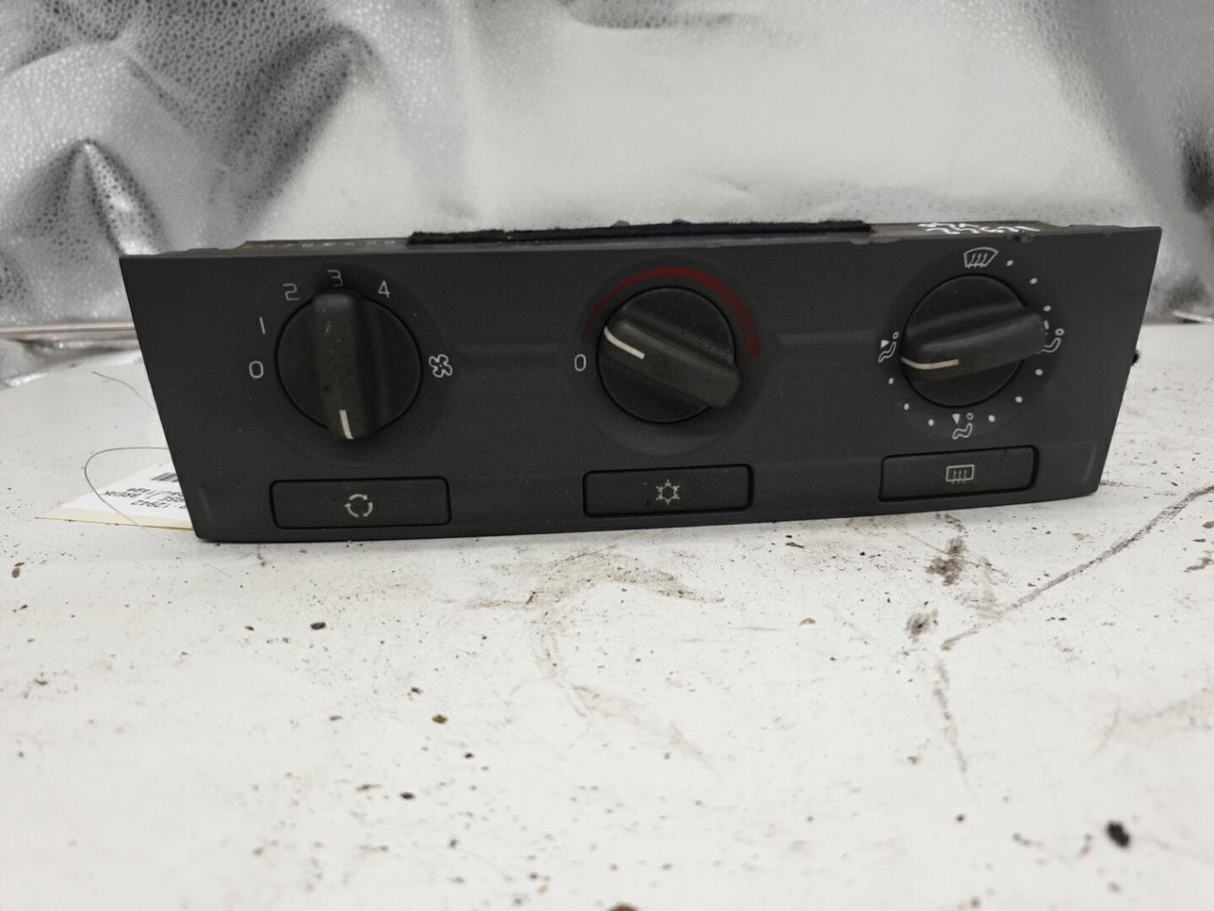 Commande chauffage VOLVO V 40 1 PHASE 1 BREAK  - 1