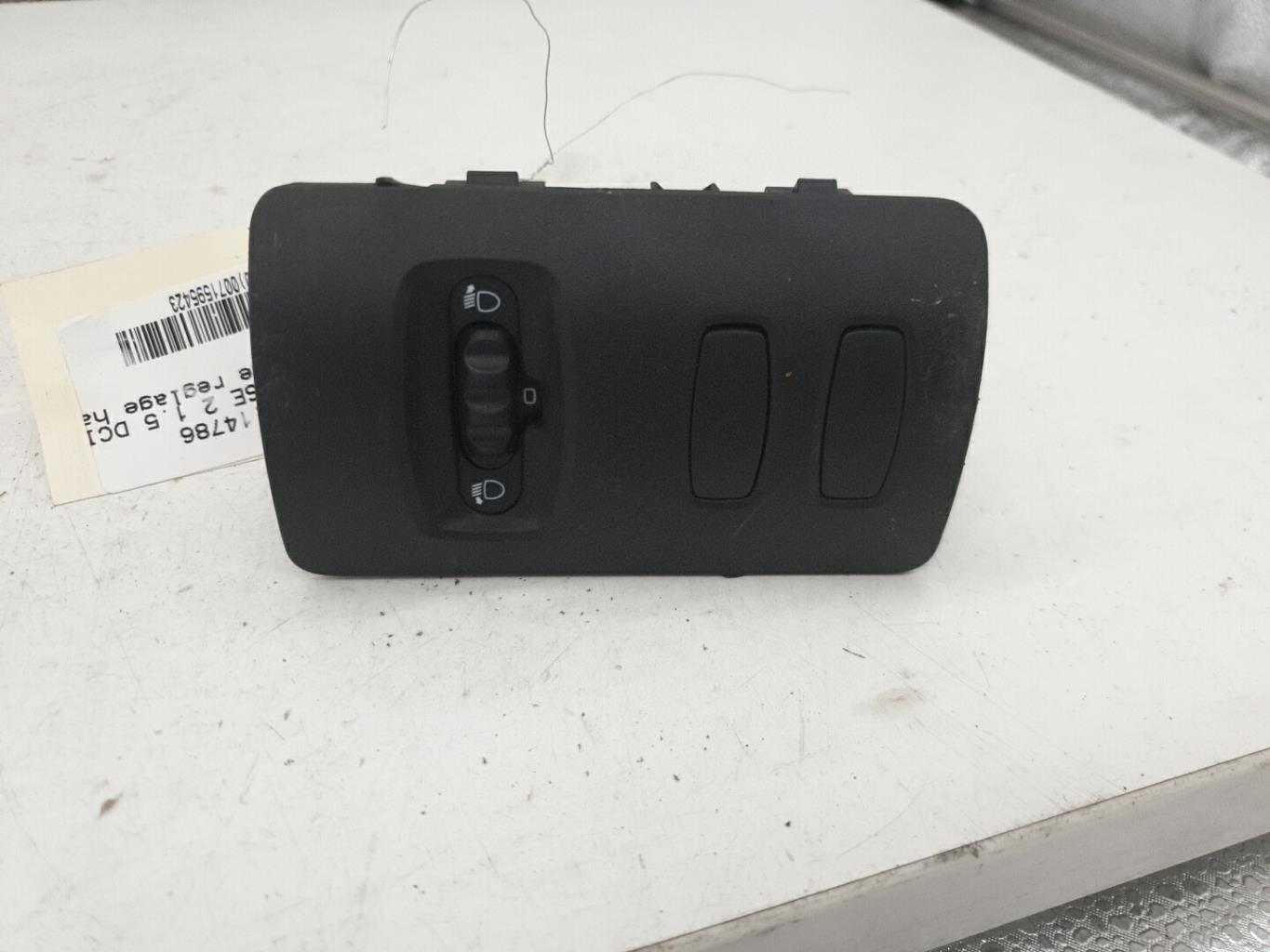 Commande de reglage hauteur de phare RENAULT CLIO 3 PHASE 2 Diesel - 1