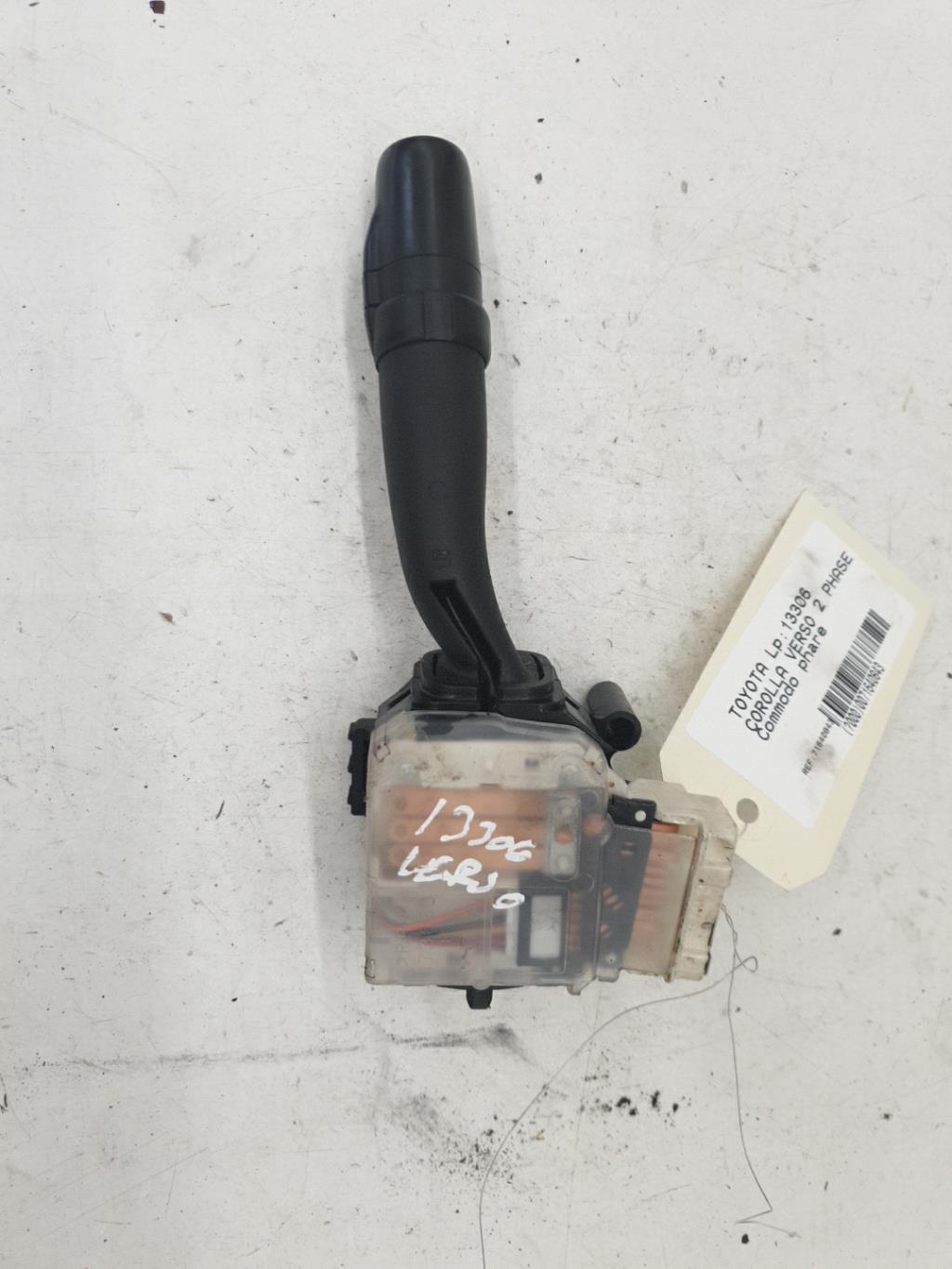 Commodo phare TOYOTA COROLLA VERSO 2 PHASE 2  - 1