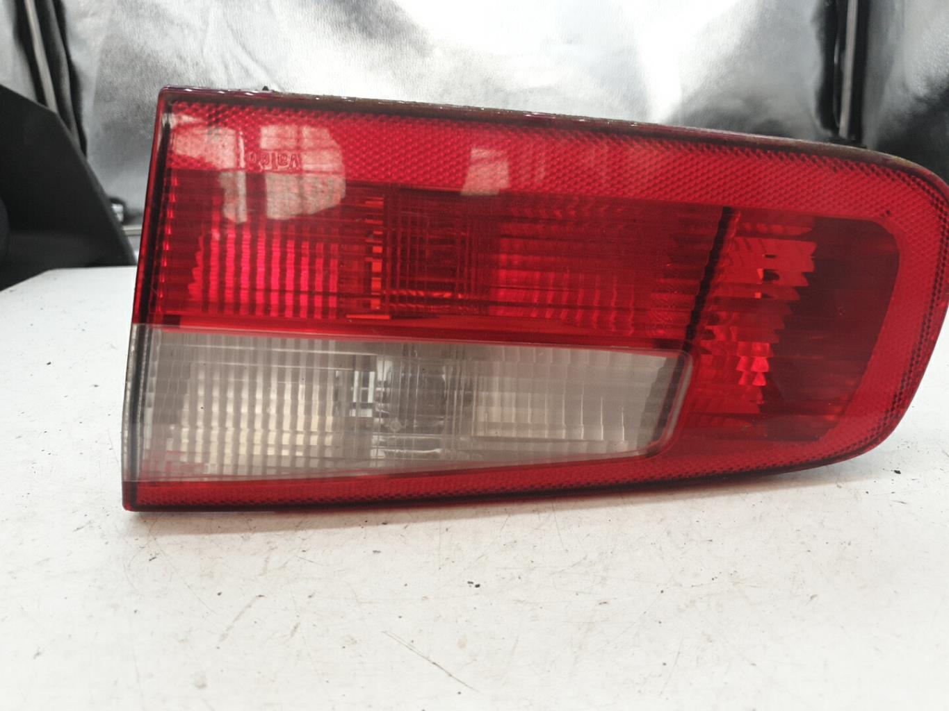 Feu arriere secondaire droit (feux) RENAULT LAGUNA 2 PHASE 1 Diesel - 1