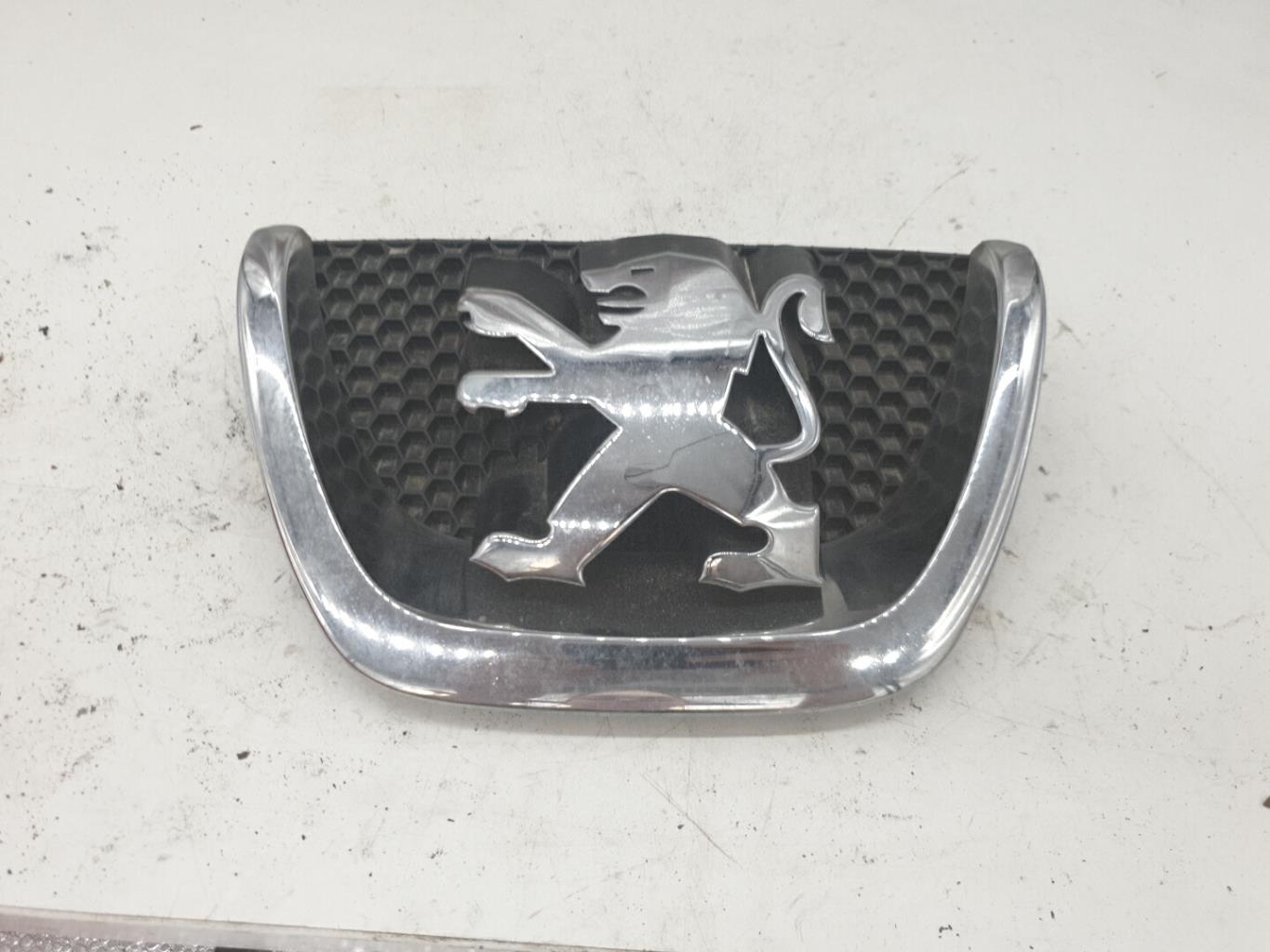 Logo PEUGEOT 5008 1 PHASE 1 Diesel - 1