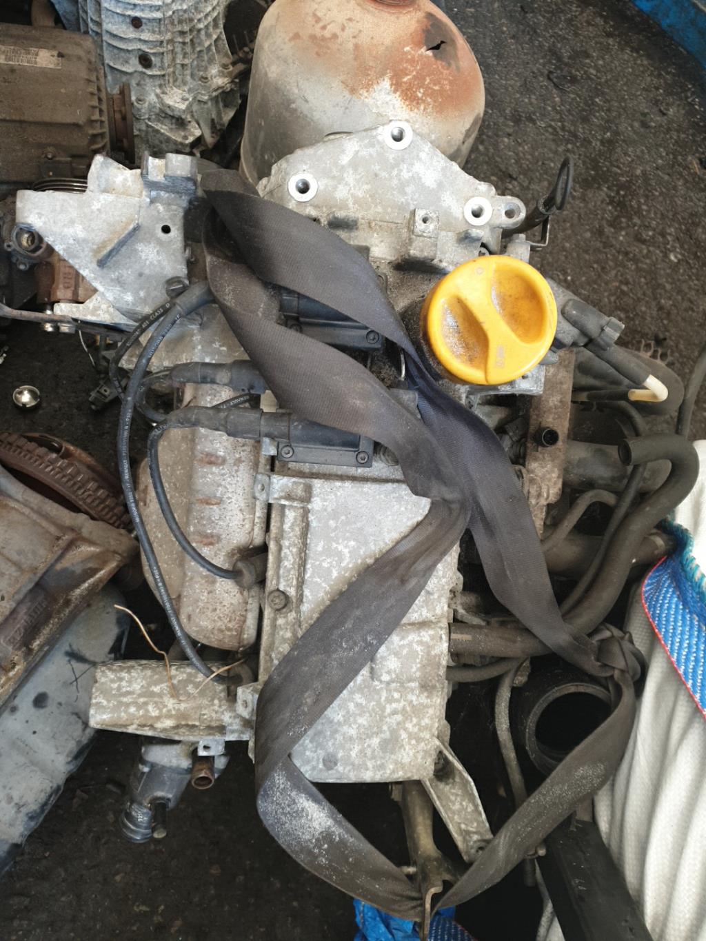 Moteur RENAULT CLIO 2 PHASE 1 Essence - 1