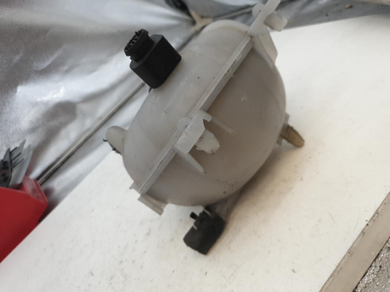 Vase d'expansion AUDI A3 3 SPORTBACK PHASE 1 Diesel - 1