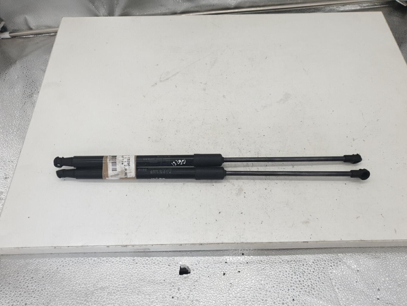 Verin de coffre CITROEN C3 3 PHASE 1 Essence - 1