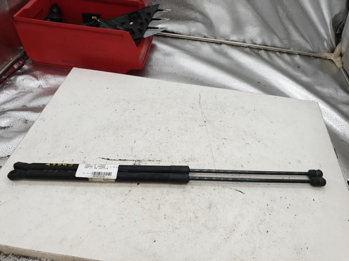 Verin de coffre OPEL CORSA D PHASE 1  - 1