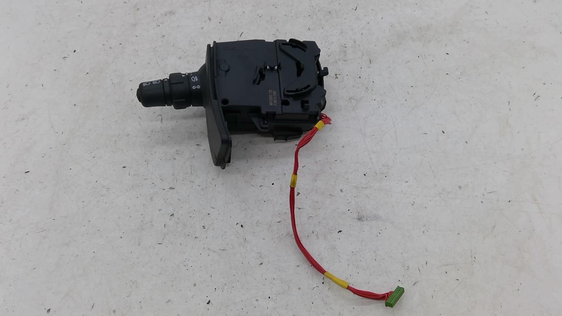 Commodo phare RENAULT CLIO 3 PHASE 2 Diesel - 1