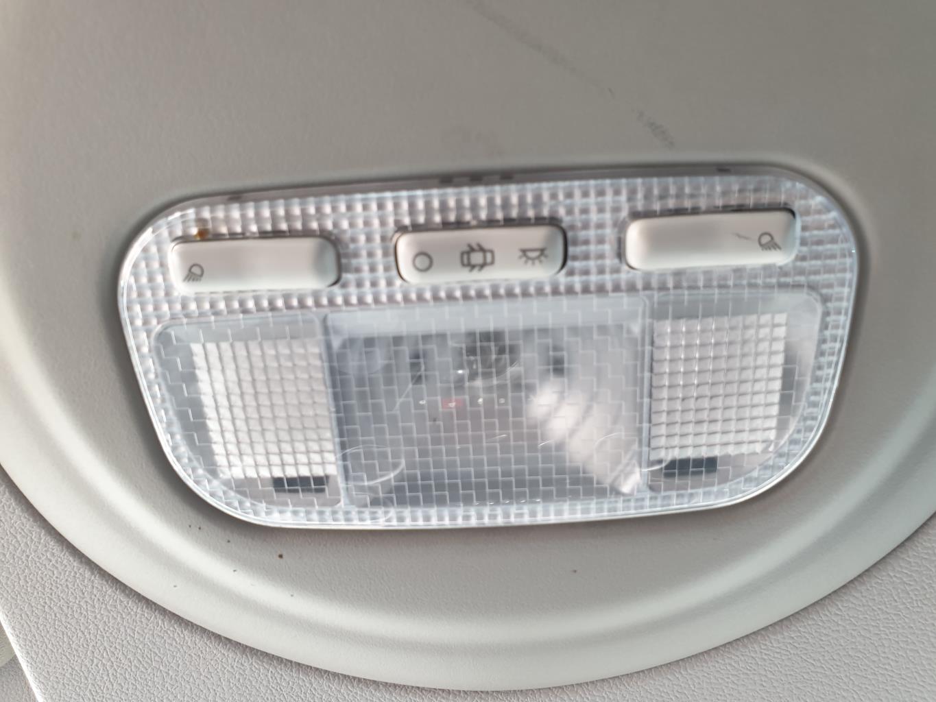 Eclairage de plafonnier PEUGEOT PARTNER 2 PHASE 2 Diesel - 1