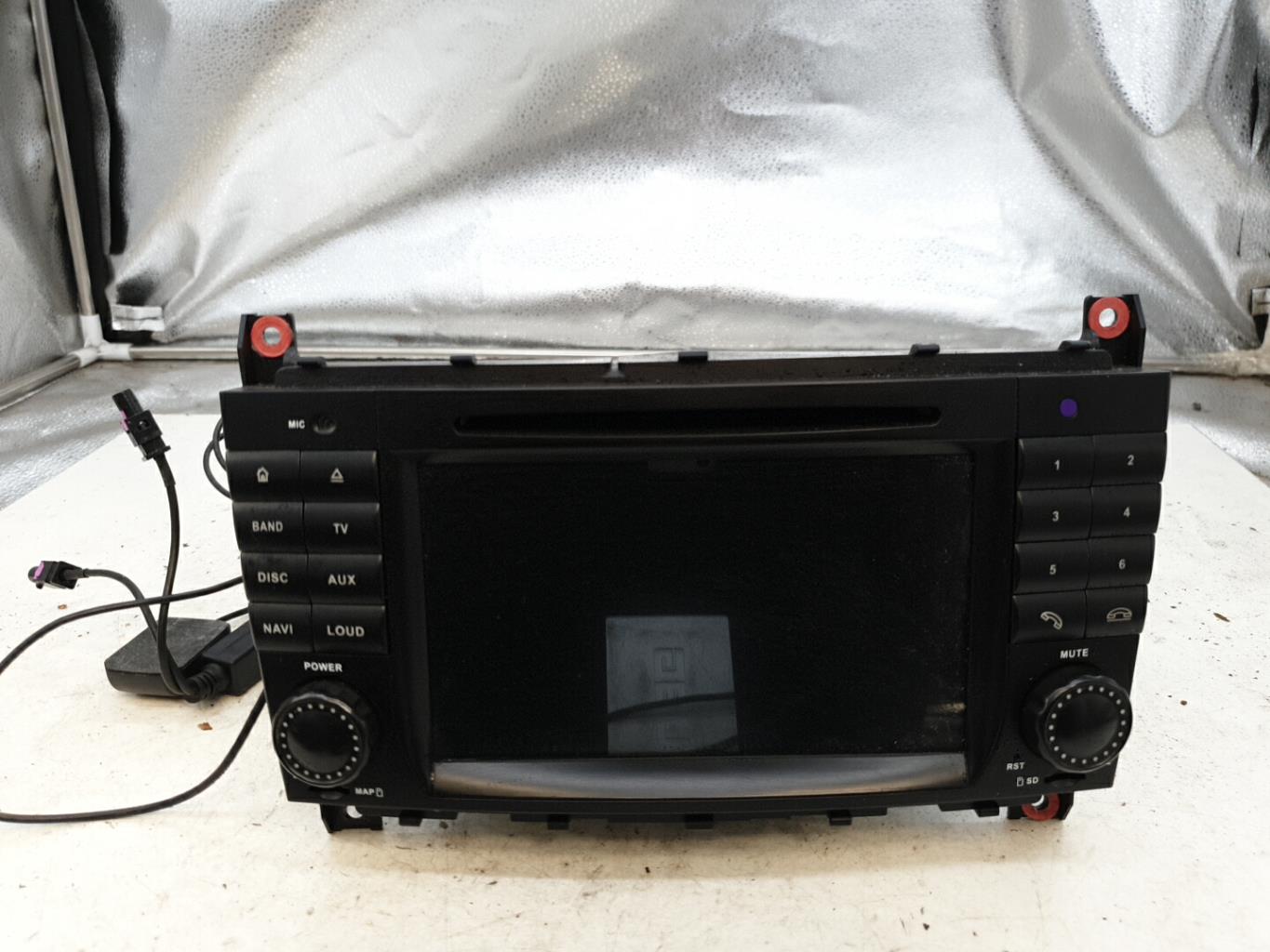 Autoradio MERCEDES CLASSE CLC 203 COUPE Diesel - 1