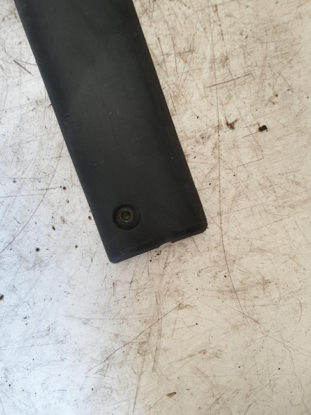 Baguette de porte arriere gauche  RENAULT MASTER 2 PHASE 2 Diesel - 1