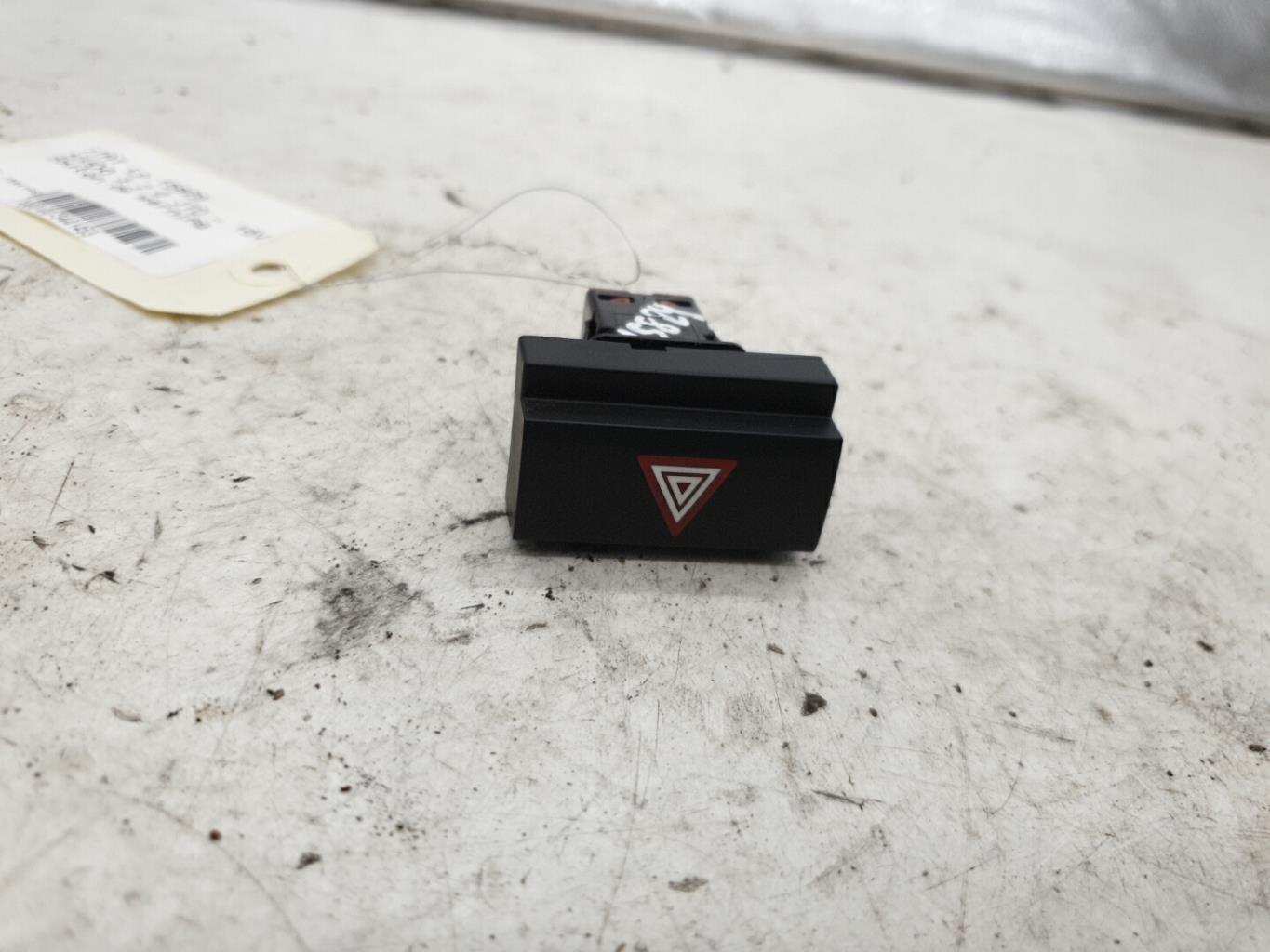 Bouton de warning FIAT SCUDO 3  - 1