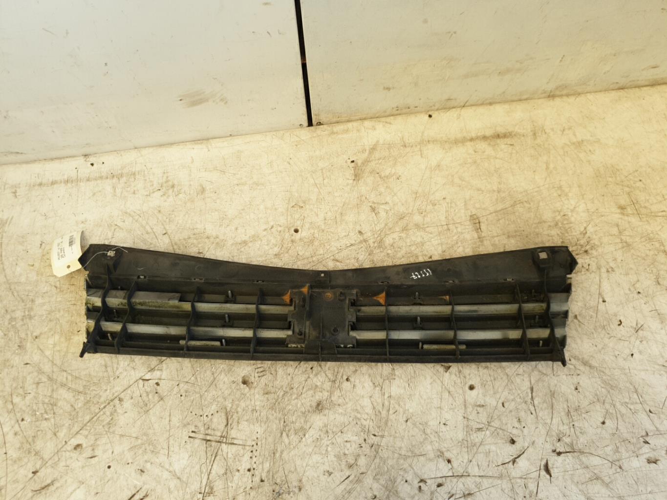 Calandre PEUGEOT 205 PHASE 2 Diesel - 1