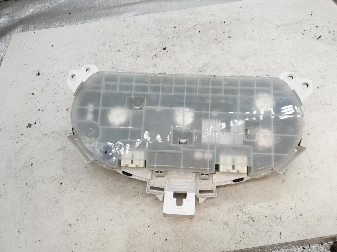 Compteur MAZDA 5 1 PHASE 2  - 1