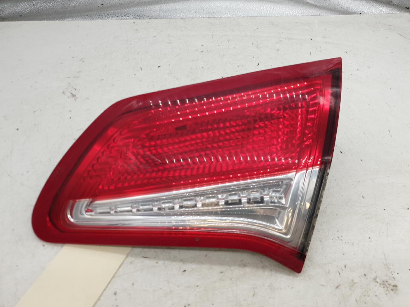Feu arriere secondaire droit (feux) CITROEN C4 2 PHASE 1 Diesel - 1