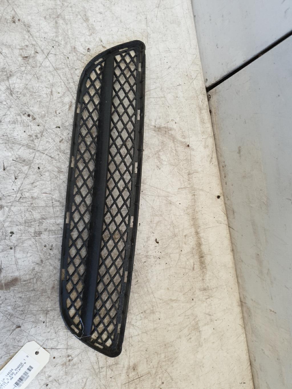 Grille de pare choc BMW SERIE 3 E90 PHASE 1 Diesel - 1