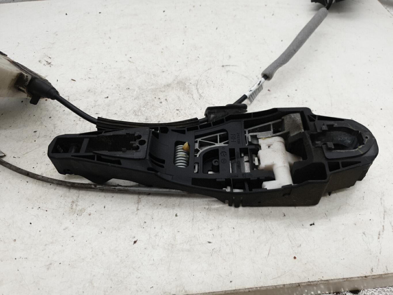 Serrure avant droit CITROEN C4 2 PHASE 1 Diesel - 1